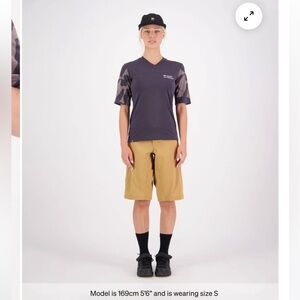 W Mons Royale Merino MTB shirt